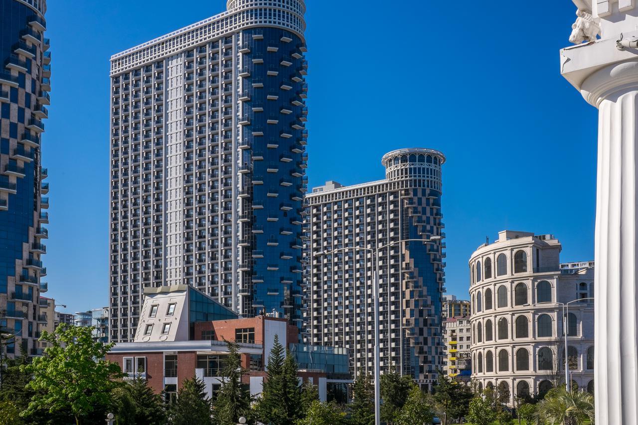 Apart Hotel In Black Sea Tower Batumi Eksteriør billede