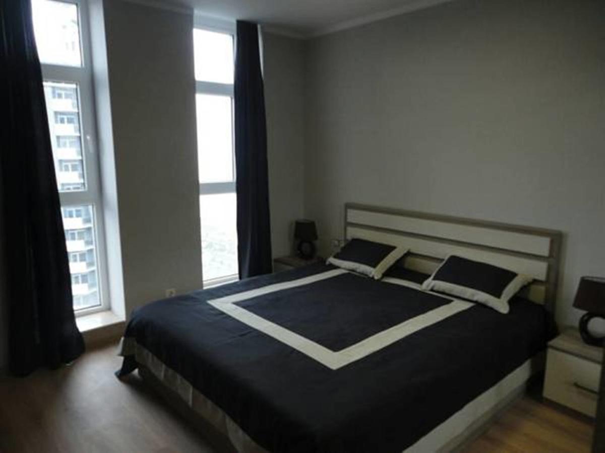 Apart Hotel In Black Sea Tower Batumi Eksteriør billede