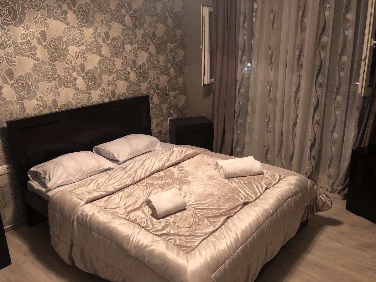 Apart Hotel In Black Sea Tower Batumi Eksteriør billede
